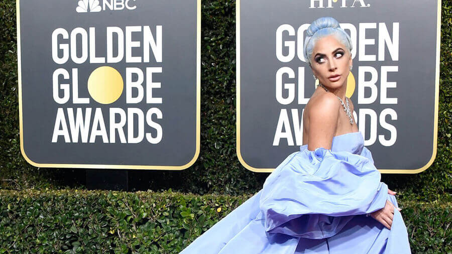 Lady gaga goes cerulean blue with Color Intensity 1 lady gaga blue hair at the golden globes