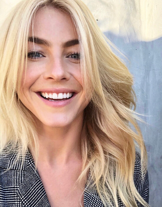 julianne-hough-goes-blonde Julianne hough blonde hair color