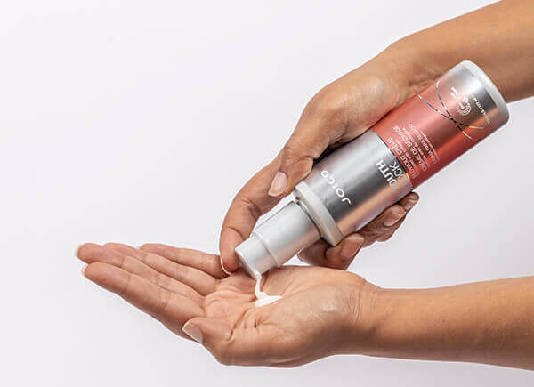 youthlock-creme-hand_C youthlock creme